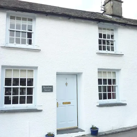 Feriehus Number Seven Grade Ii Listed Cosy With Free Parking Ambleside