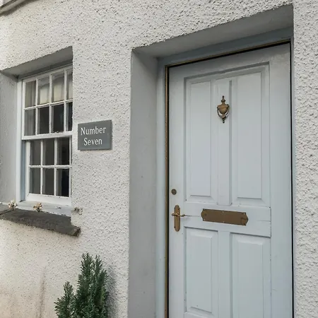 Number Seven Grade Ii Listed Cosy With Free Parking Feriehus Ambleside